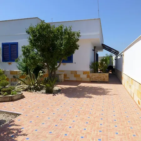 Villa Azzurra Lendinuso